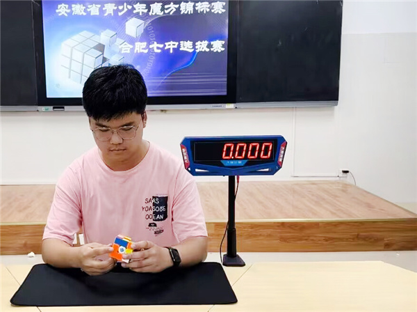 钱建豪.jpg 钱建豪.jpg