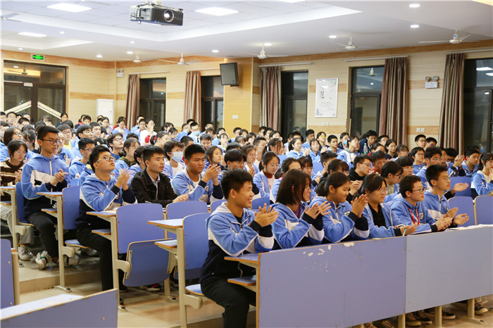 学习团员知识,争做时代好青年(图1)