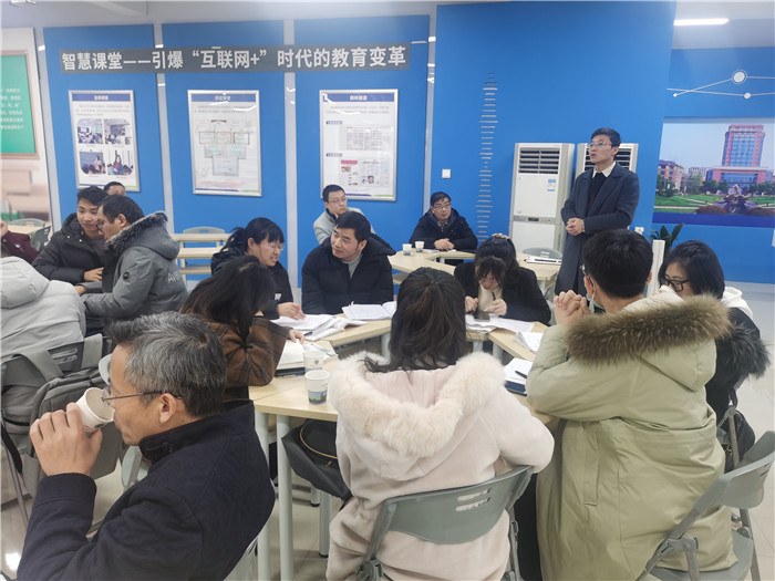 高二级部：同课异构缔结友谊、教研兴校开拓天地(图5)