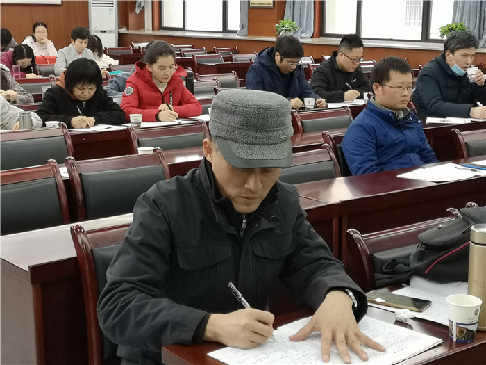 高一级部：雄关漫道真如铁，而今迈步从头越(图3)