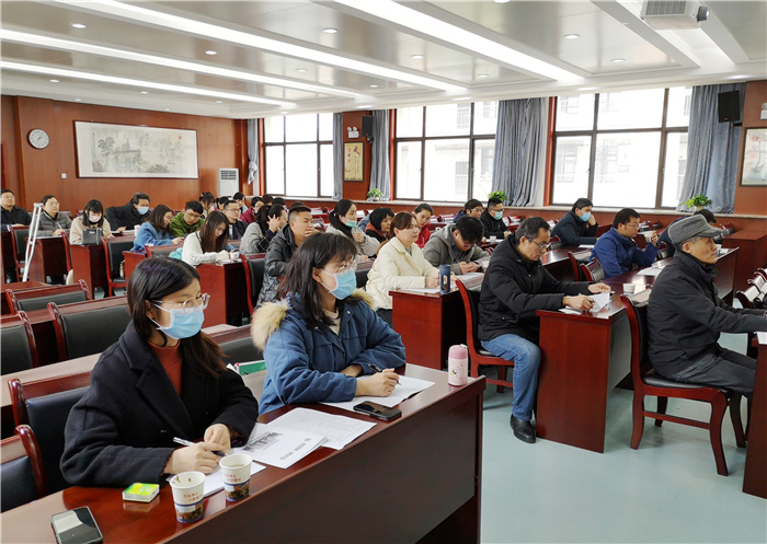 高一级部：雄关漫道真如铁，而今迈步从头越(图4)