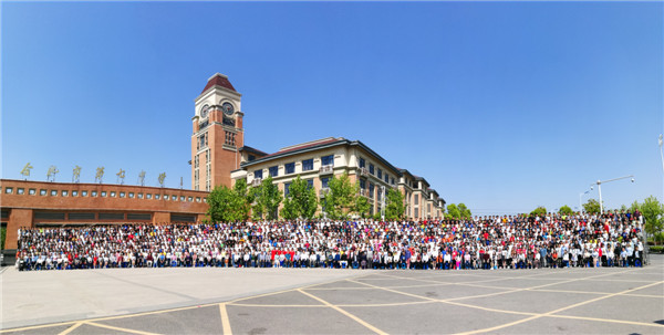 凤鸣蜀麓首届结硕果 鹏抟云外强势破新高(图1) -2b6674208e19cc58.jpg