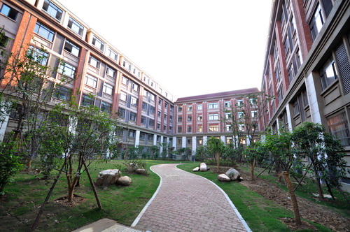 《合肥日报》探访合肥七中新校区（上）(图4)