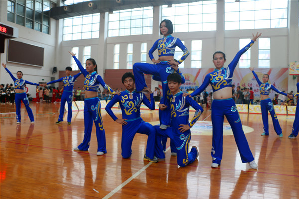 社团引领成长  活动提升品质(图2)