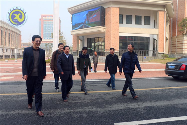  用真心关怀，让下一代在爱中成长(图1)