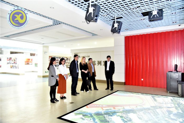 教育搭桥迎来客，中意交流书新章(图4)