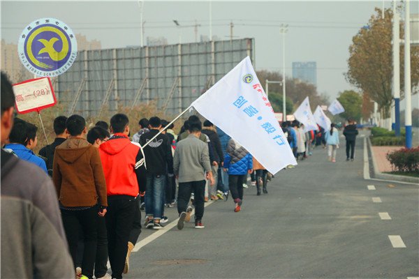 重温书记考察路线 开展“创客•毅行”活动(图2)