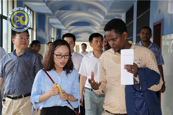 喜迎埃塞友人 尽展七中风采(图4)