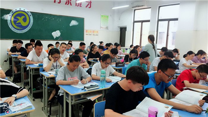 班班有书声,人人爱诵读(图2)