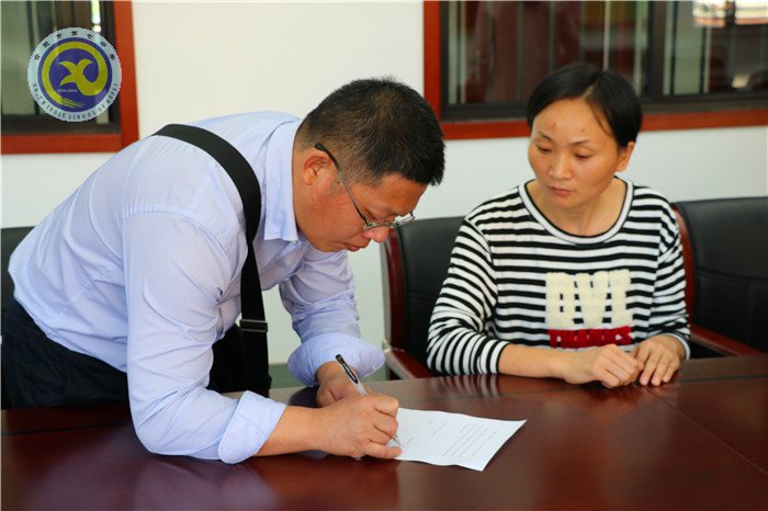 爱心捐赠，情满校园(图5)