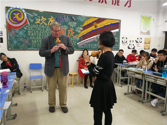 故友重逢游新校,名师东来送真经(图4)