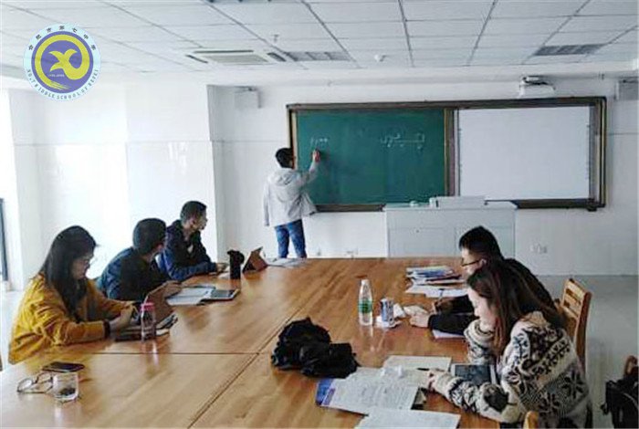 夯实教学功底   展示教师风采(图1)