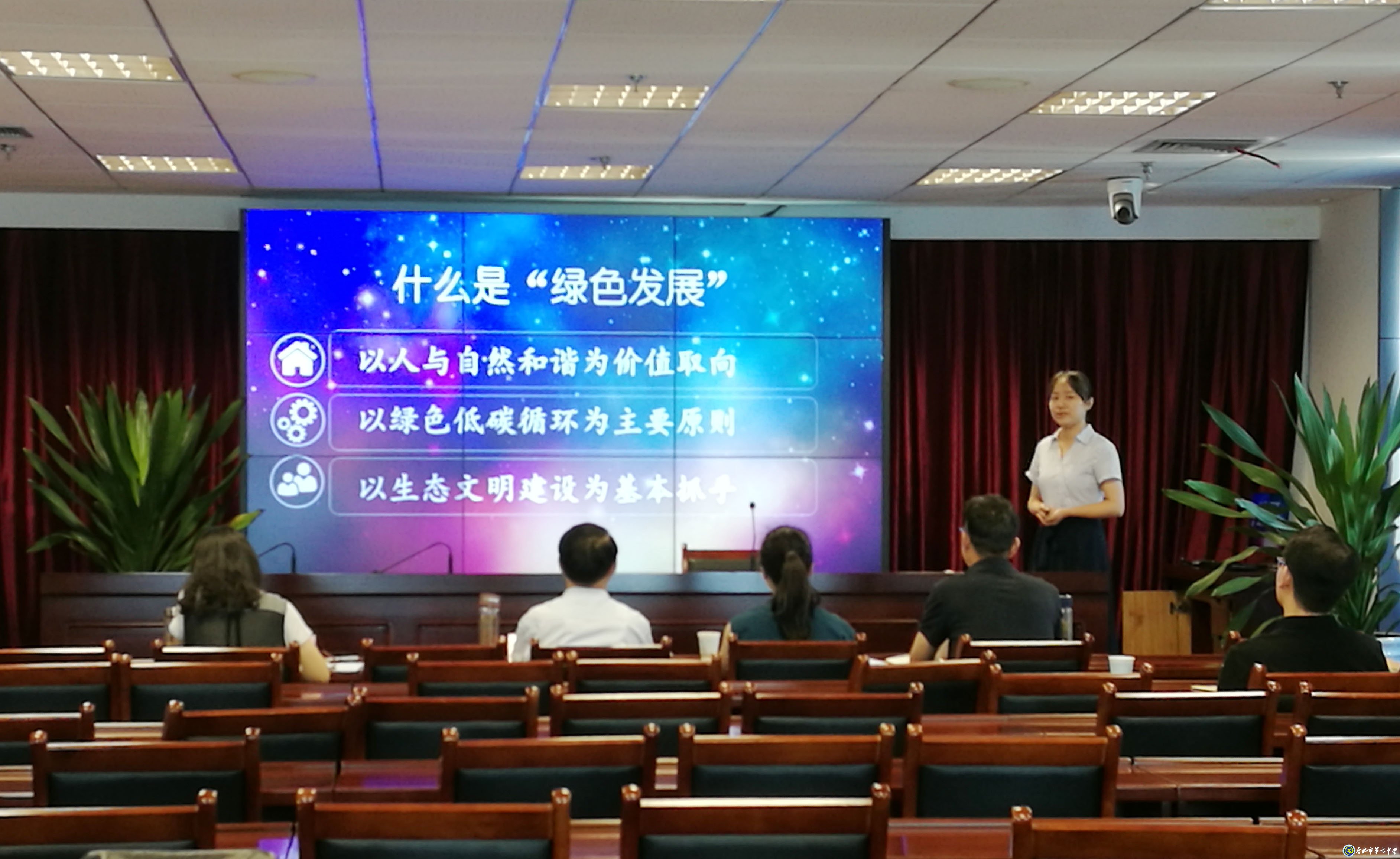 立足教育话发展 理论宣讲获佳绩(图2)