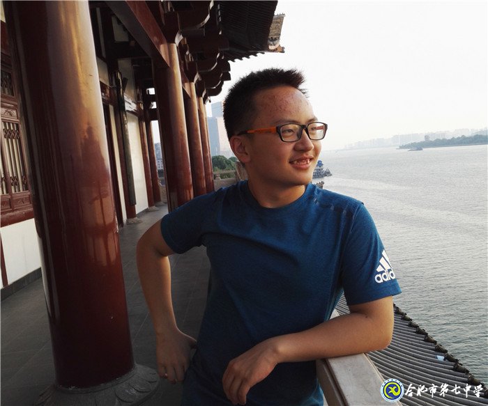 我与七中共成长之高三(22)班优秀学生(图2)