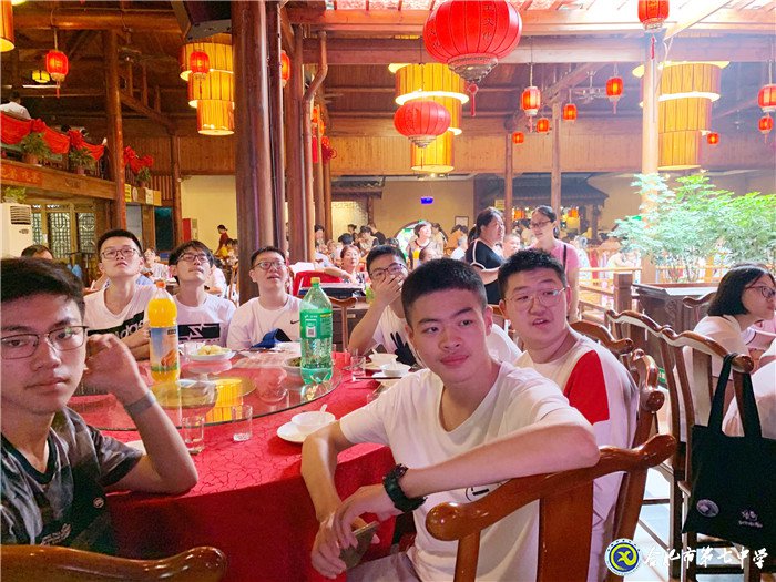 八月登顶蜀峰踌躇满志,六月蟾宫折桂志在必得(图9)