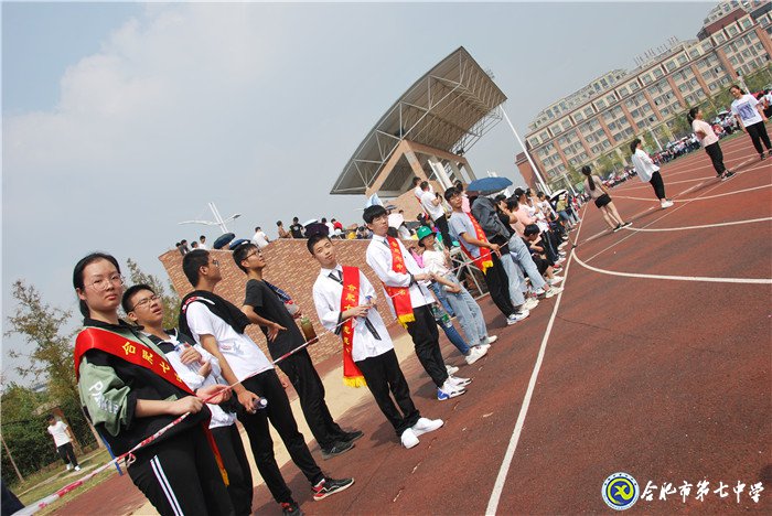 展现学子形象，弘扬志愿精神(图2)