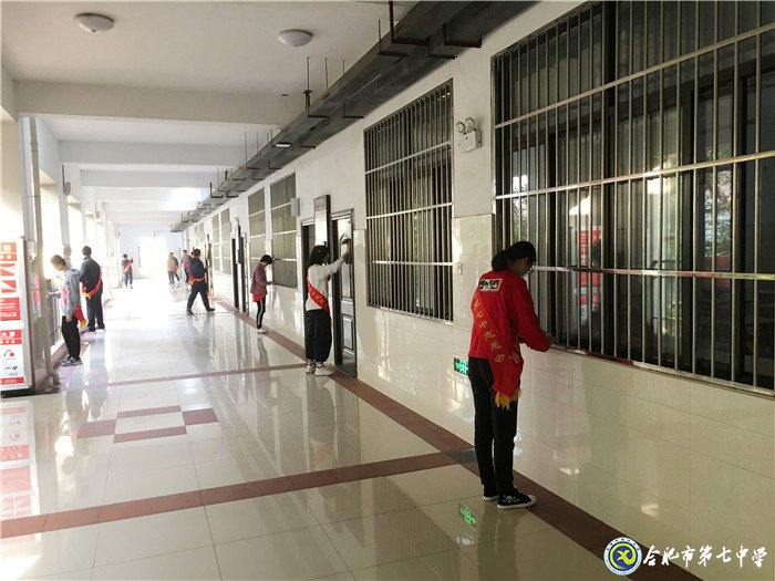 谱七中华章，绽劳动之光(图1)