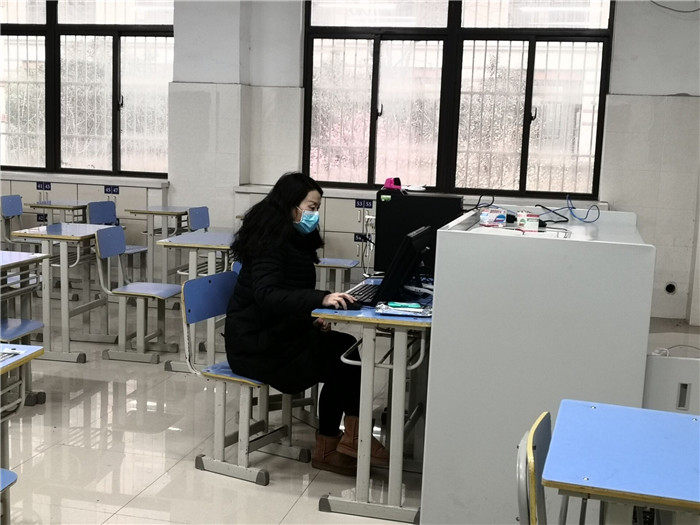 师者如此,下可成蹊(图1)
