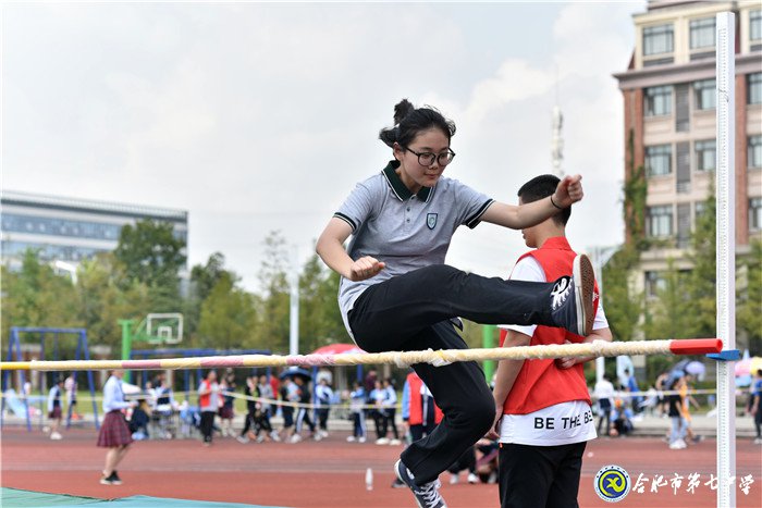 弘扬体育运动拼搏精神  展示全面发展青春力量(图14)