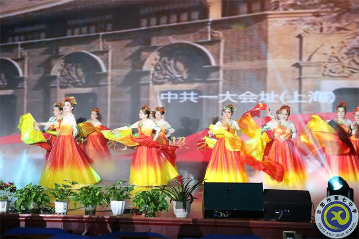 1唱支山歌给党听2.jpg 1唱支山歌给党听2.jpg