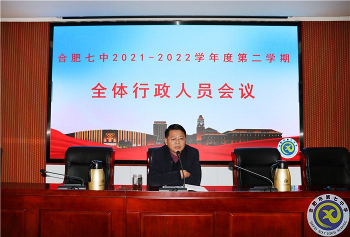 邓校.jpg 邓校.jpg