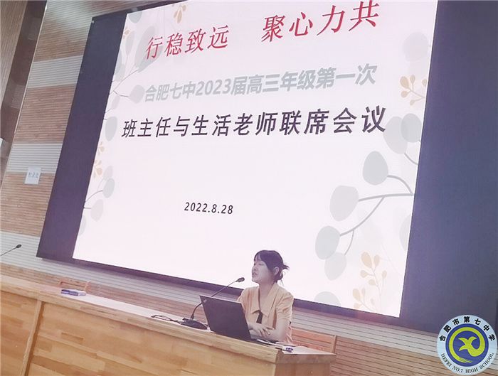 张凯丽.jpg 张凯丽.jpg