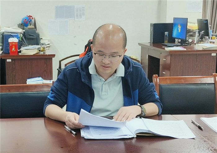 孙涛.jpg 孙涛.jpg