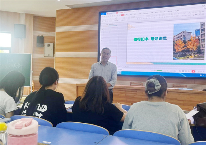 政治4.jpg 政治4.jpg