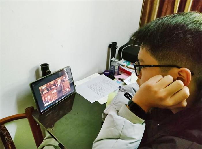 合肥七中高二年级艺术体育特色寒假作业(图1) 合肥七中高二年级艺术体育特色寒假作业(图1)