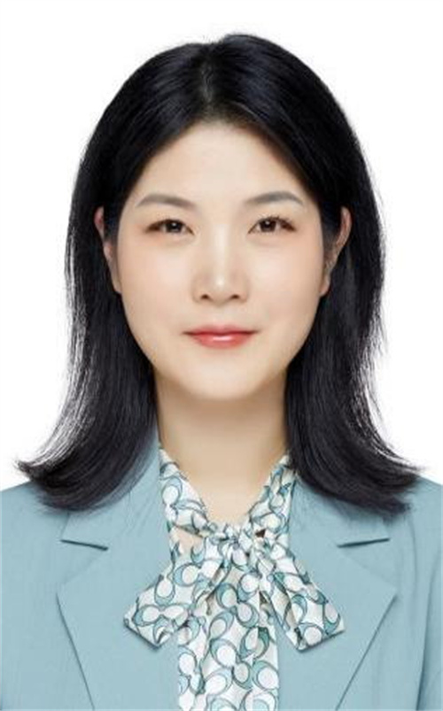 刘明珍 高三级部副主任.jpg 刘明珍 高三级部副主任.jpg