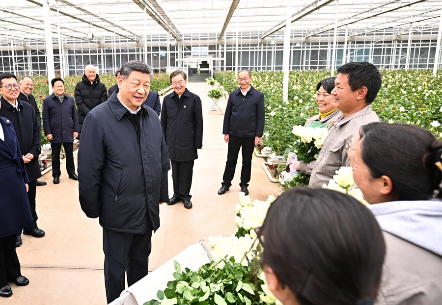习近平在云南考察时强调 解放思想改革创新奋发进取真抓实干 在中国式现代化进程中开创云南发展新局面(图4) 习近平在云南考察时强调 解放思想改革创新奋发进取真抓实干 在中国式现代化进程中开创云南发展新局面(图4)