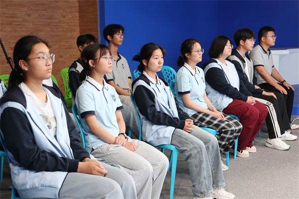 合肥七中开展防溺水安全教育宣讲活动(图3) 合肥七中开展防溺水安全教育宣讲活动(图3)