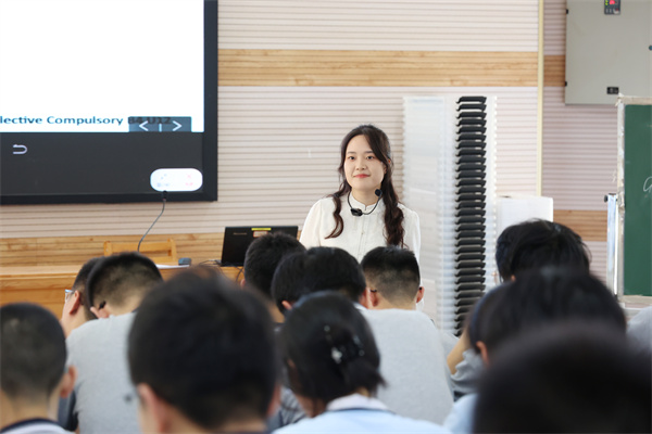 英语学科：探索教学新路径，碰撞思维新火花(图3)