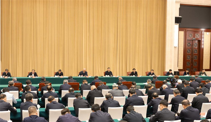 习近平:在听取新疆维吾尔自治区党委和政府工作汇报时强调 完整准确全面贯彻新时代党的治疆方略 努力建设团结和谐、繁荣富裕、文明进步、安居乐业、生态良好的社会主义现代化新疆(图5) 习近平:在听取新疆维吾尔自治区党委和政府工作汇报时强调 完整准确全面贯彻新时代党的治疆方略 努力建设团结和谐、繁荣富裕、文明进步、安居乐业、生态良好的社会主义现代化新疆(图5)