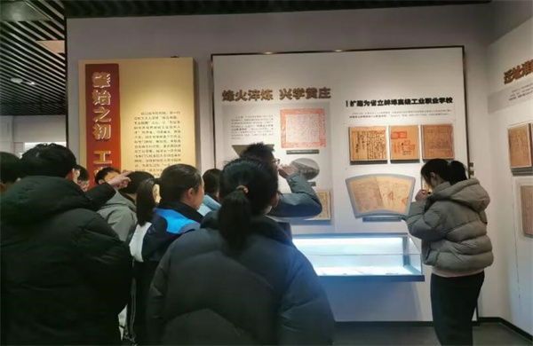 走进合肥工业大学屯溪路校区3.jpg 走进合肥工业大学屯溪路校区3.jpg